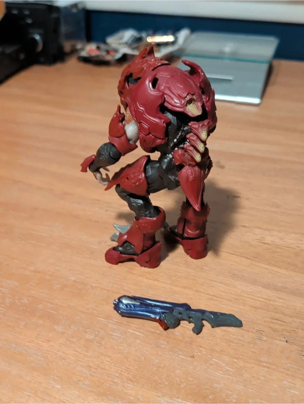 Halo Elite Zealot Alpha Crawler Soldier Figure With Weapon 7” Mattel 2016